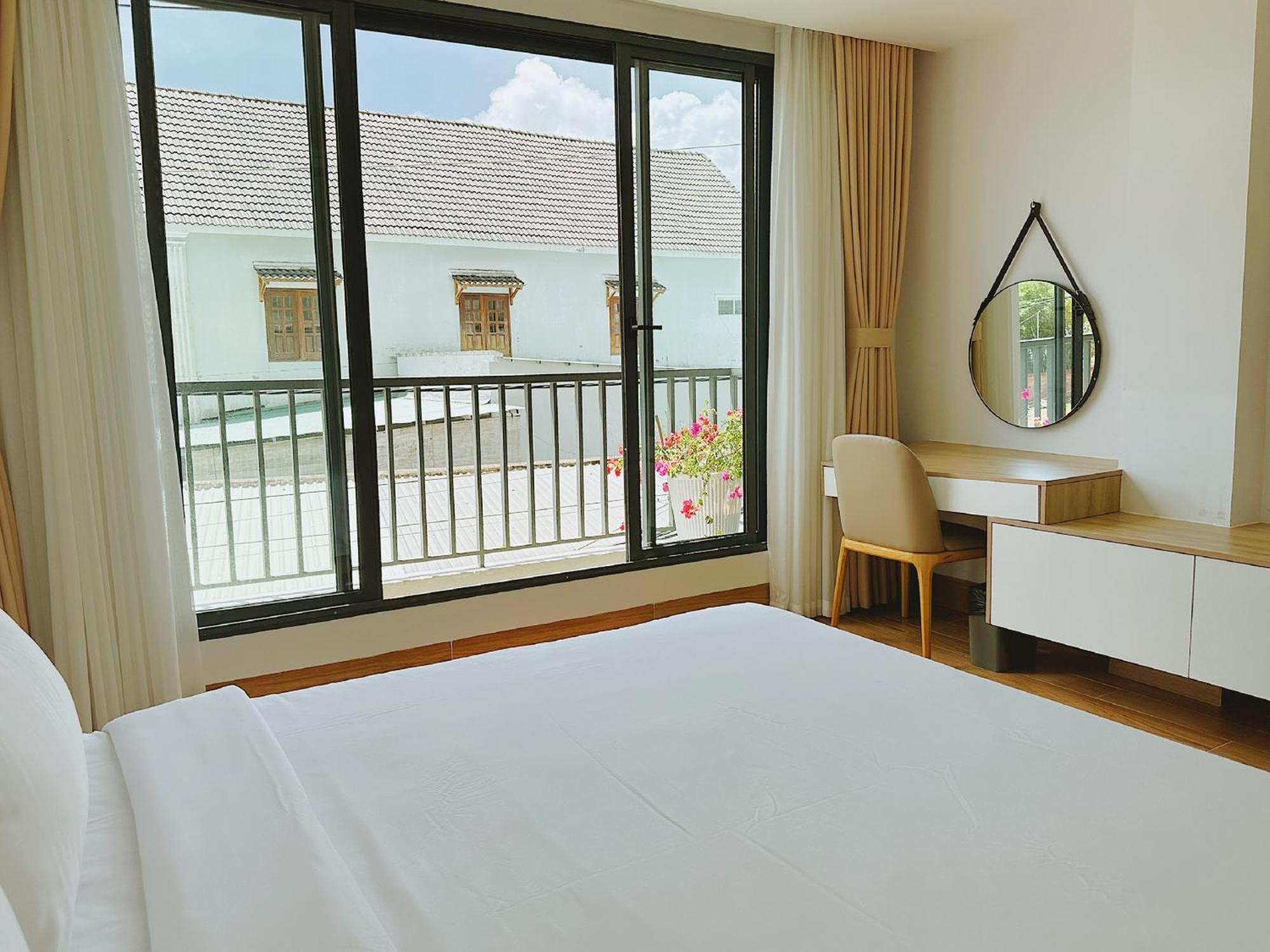 Rosetta Hotel Phu Quoc Exterior photo