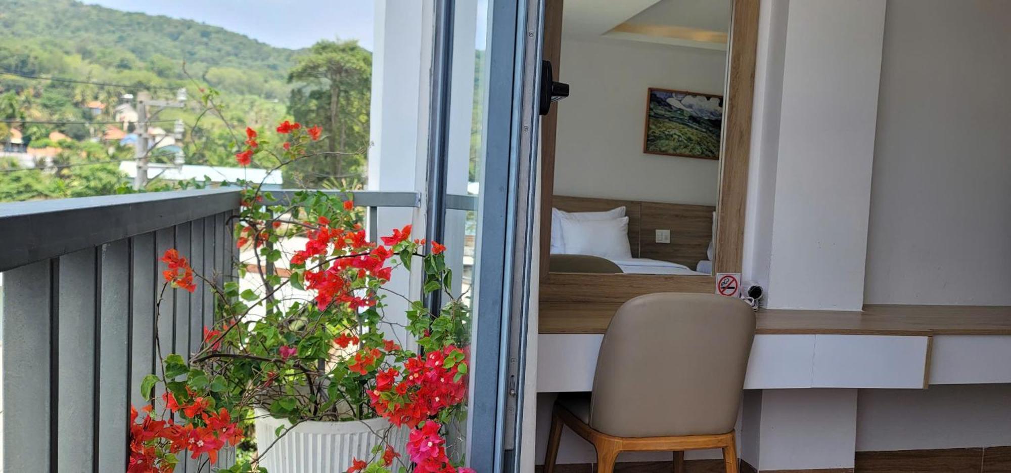 Rosetta Hotel Phu Quoc Exterior photo